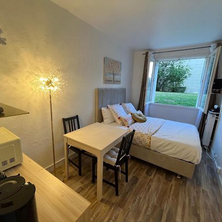 Studio Situe A 5 Min Du Chateau De Versailles Et Stationnement Gratuit Buitenkant foto