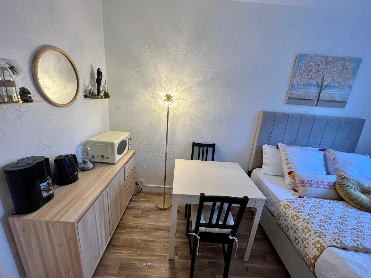Studio Situe A 5 Min Du Chateau De Versailles Et Stationnement Gratuit Buitenkant foto